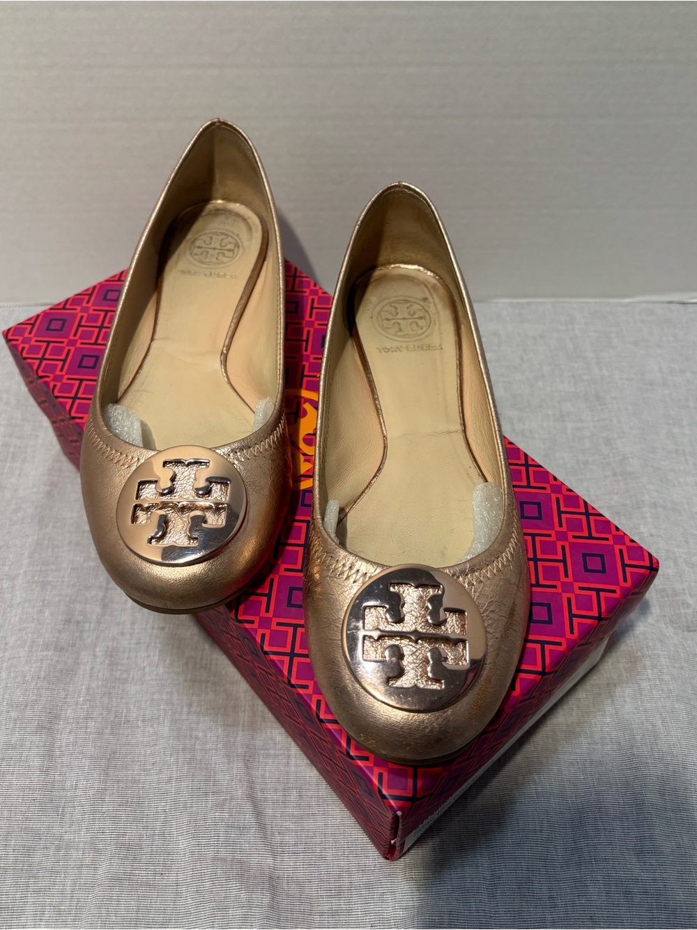 Tory Burch Rise Gold Reva Ballet - Picture 2 of 12
